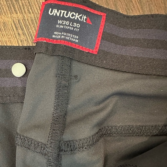 Men's UNTUCKit 5 Pocket Tech Pant in Black Size 36x30 - Picture 6 of 7
